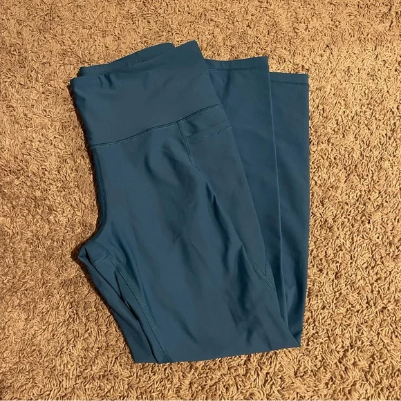 Old Navy Elevate Leggings - Picture 1 of 2